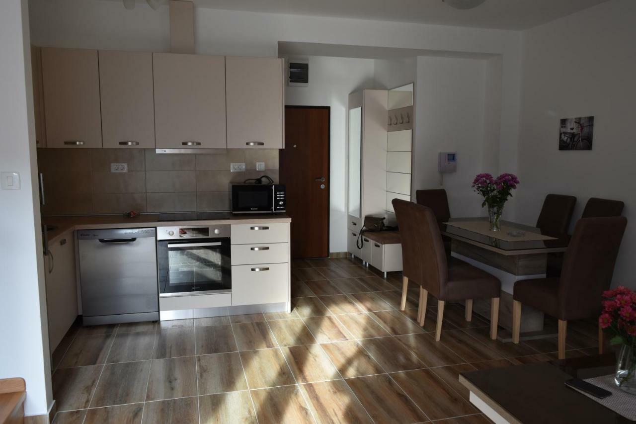 Apartments Sea View Котор Екстериор снимка