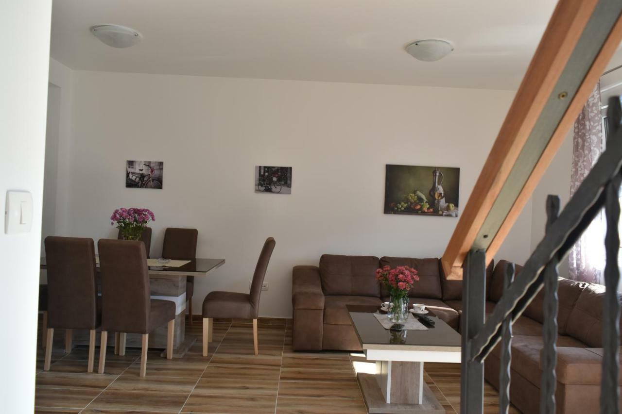 Apartments Sea View Котор Екстериор снимка