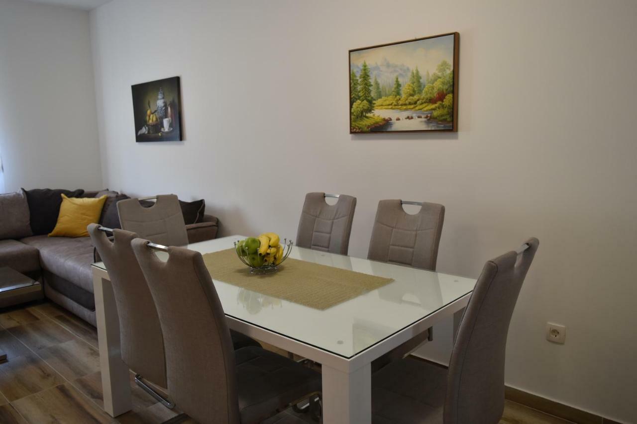 Apartments Sea View Котор Екстериор снимка