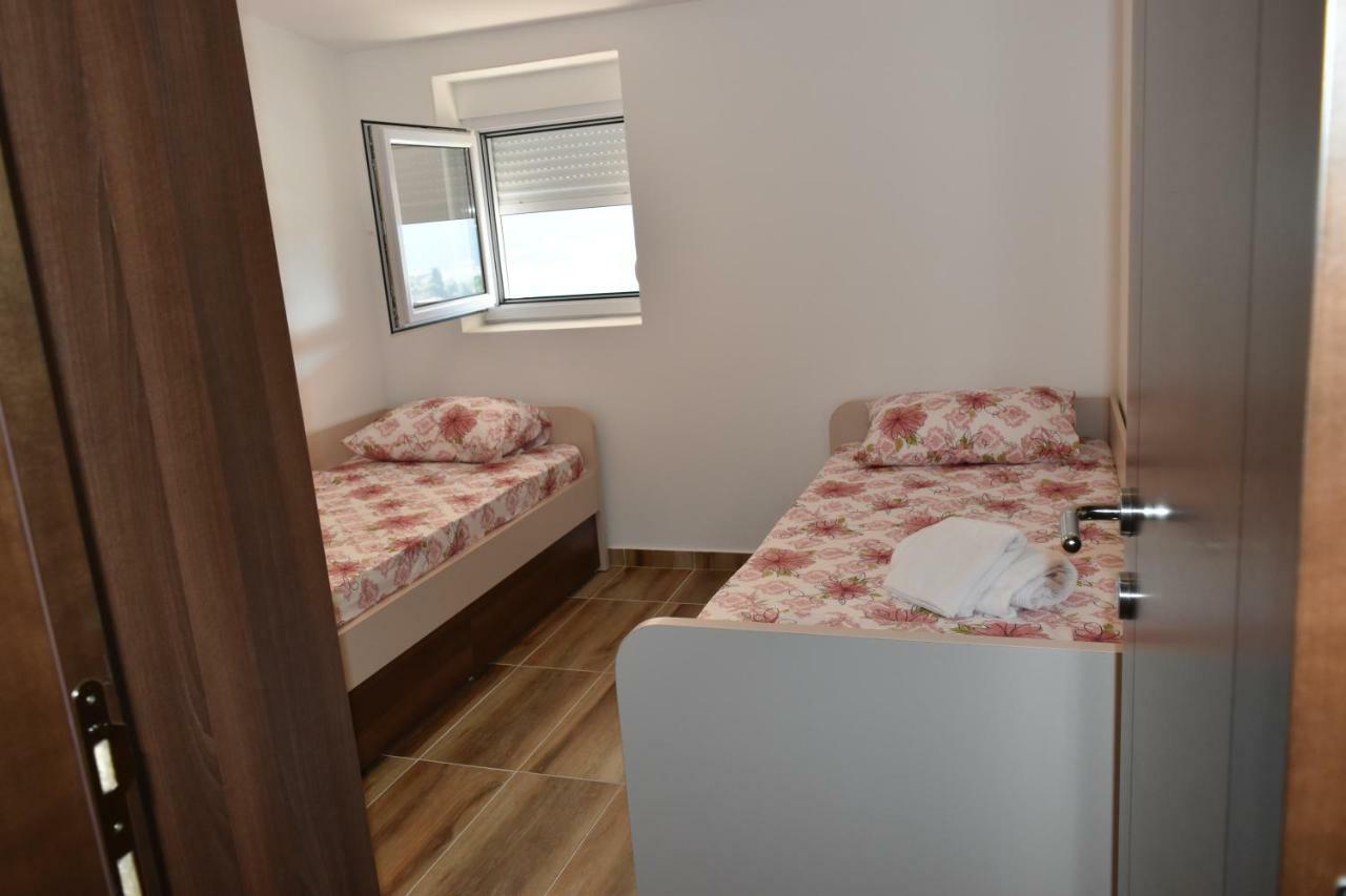 Apartments Sea View Котор Екстериор снимка