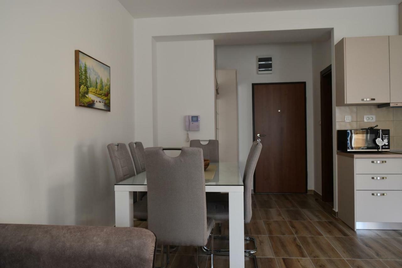 Apartments Sea View Котор Екстериор снимка