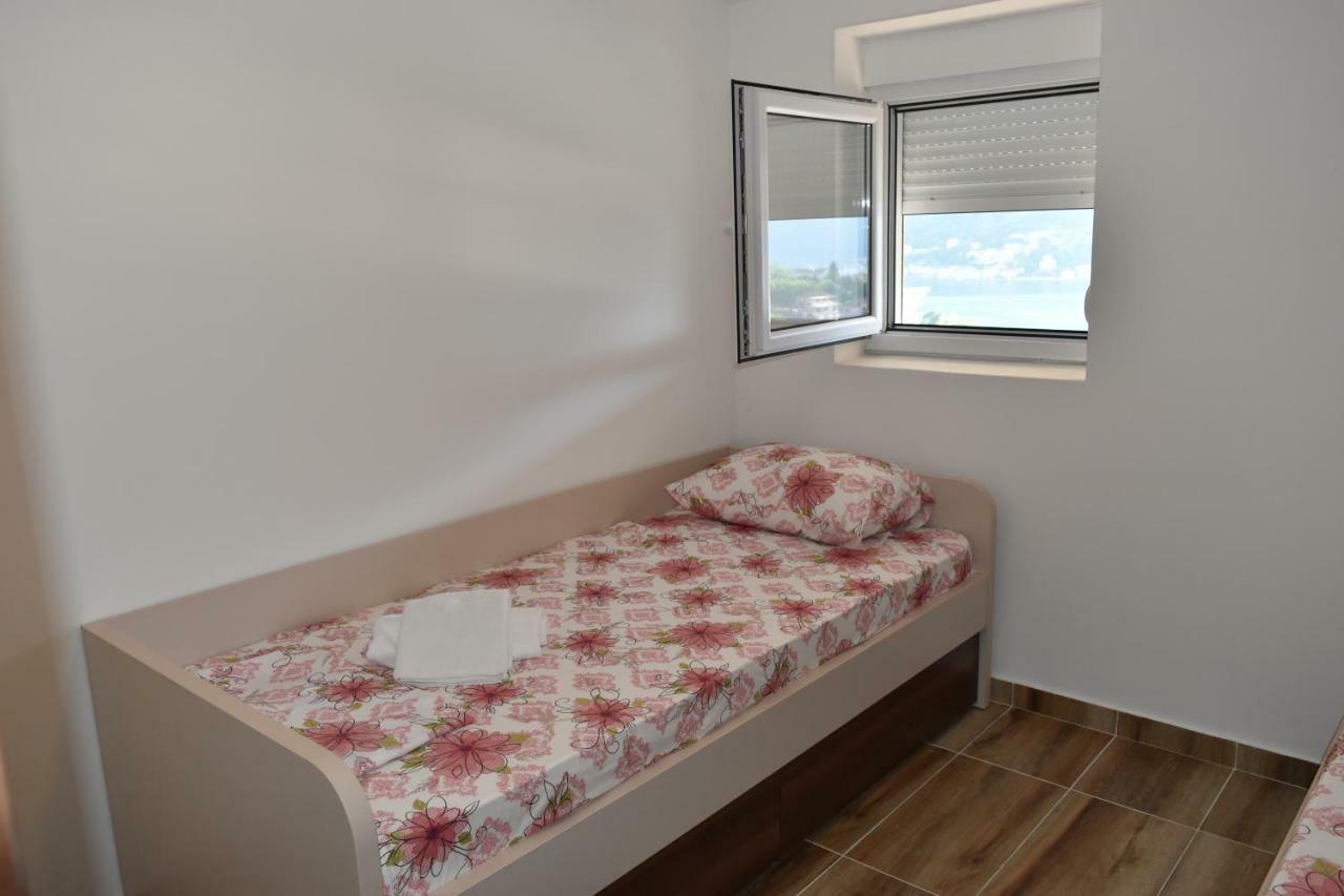 Apartments Sea View Котор Екстериор снимка