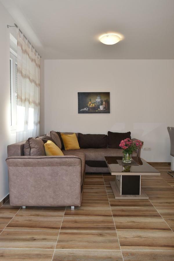 Apartments Sea View Котор Екстериор снимка