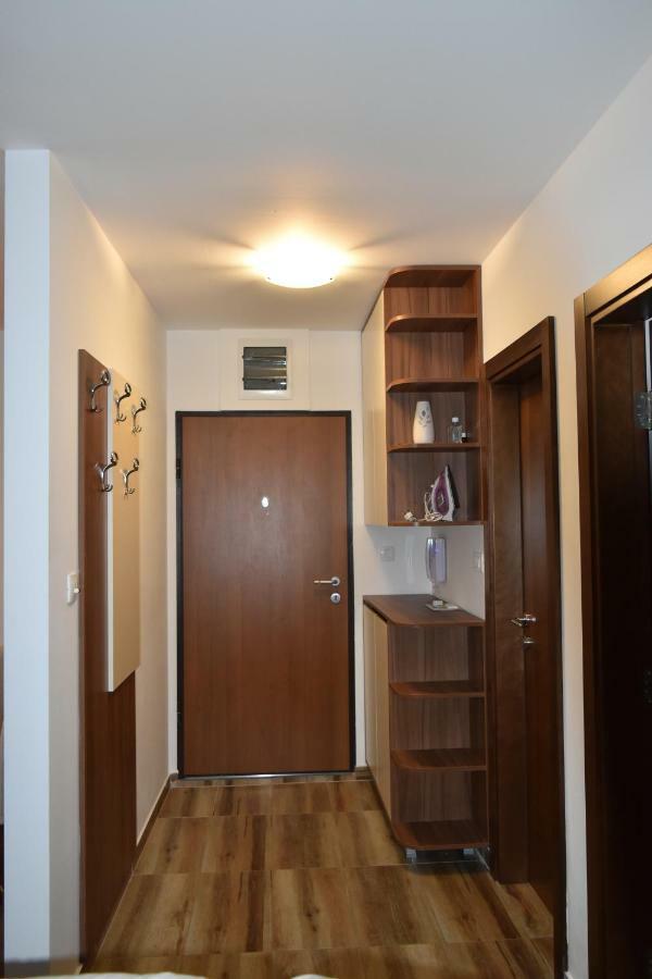 Apartments Sea View Котор Екстериор снимка