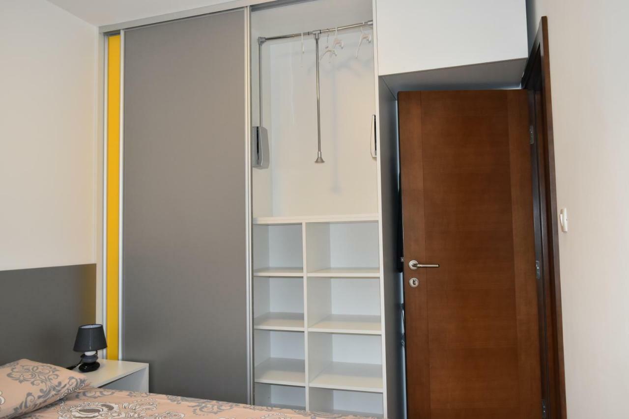 Apartments Sea View Котор Екстериор снимка
